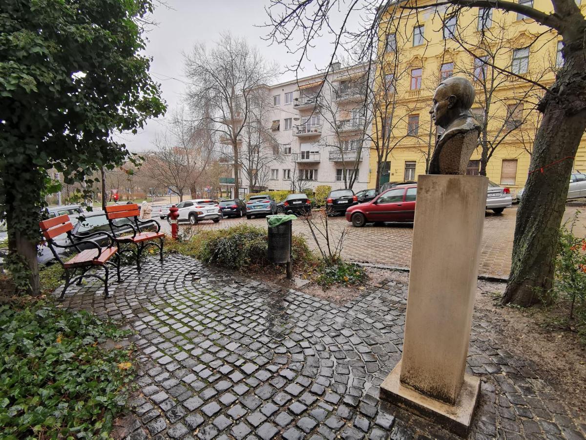 Dragonfly Apartment Near At The Castle Labyrinth Ii. Budapest Exterior photo
